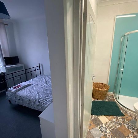 The Nook En-Suite Room Plymouth Bagian luar foto