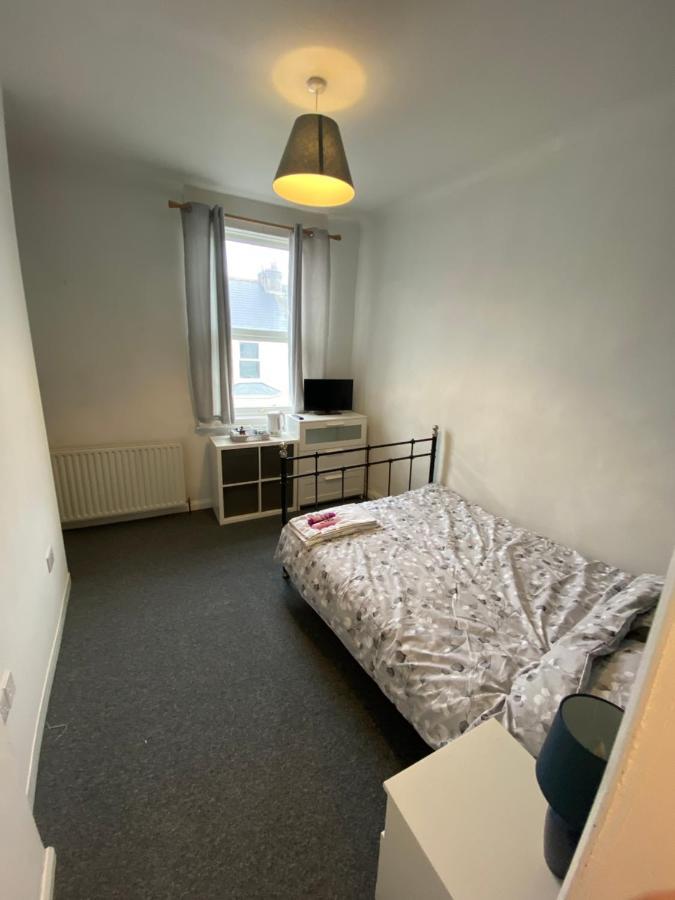 The Nook En-Suite Room Plymouth Bagian luar foto